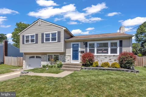 119 Mcintosh Rd, Cherry Hill, NJ 08003