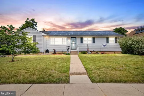 20 Lindsey Ave, Runnemede, NJ 08078