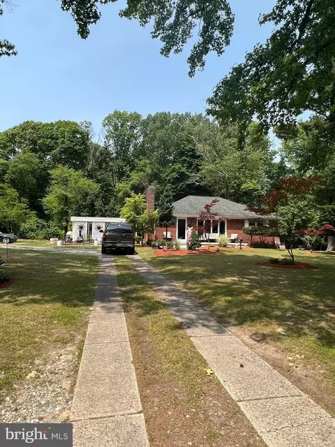 2 Edison Ave, Clementon, NJ 08021