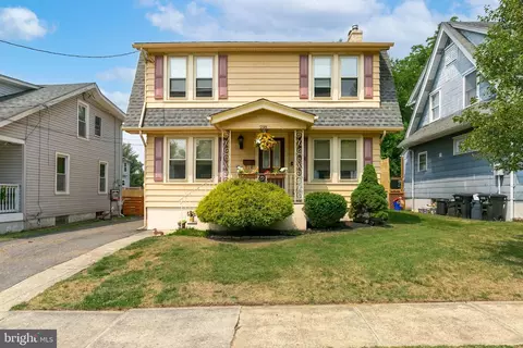 218 Woodlawn Ave, Merchantville, NJ 08109