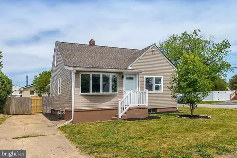 165 Franklin Ave, West Berlin, NJ 08091
