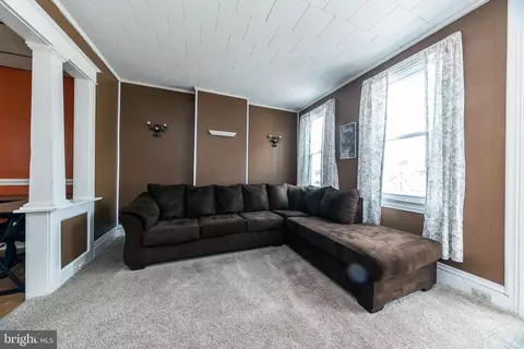826 Cumberland St, Gloucester City, NJ 08030