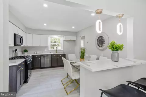 729 Harrison Ave, Magnolia, NJ 08049