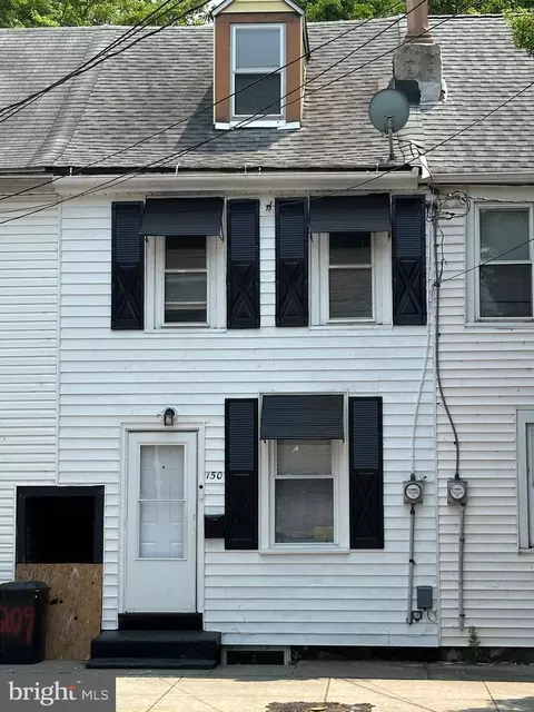 150 S Burlington St, Gloucester City, NJ 08030