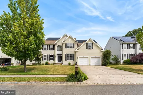 12 Brooklyn Ct, Blackwood, NJ 08012