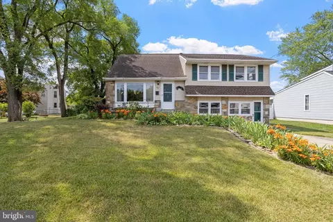 117 S Pelham Rd, Voorhees, NJ 08043