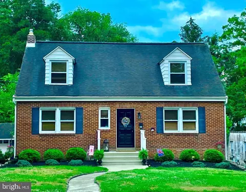 1208 W High St, Haddon Heights, NJ 08035