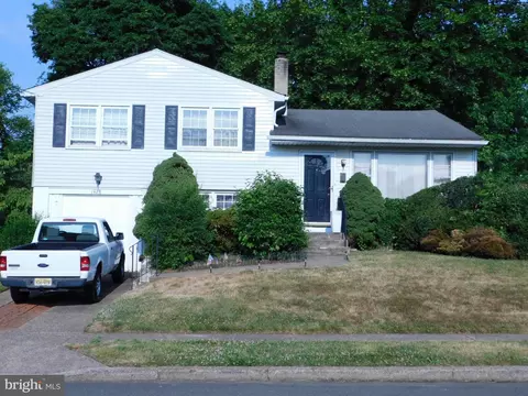 1428 Chestnut Ave, Gloucester City, NJ 08030