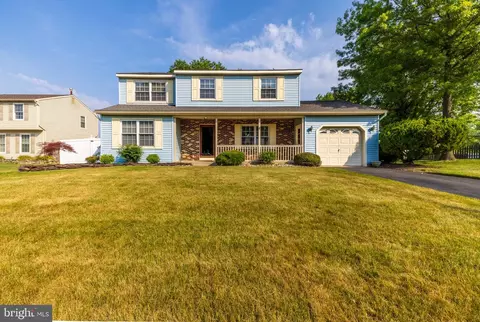 45 Nashua Dr, Sicklerville, NJ 08081