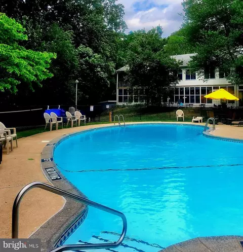 6 A Sterling Ter, Stratford, NJ 08084