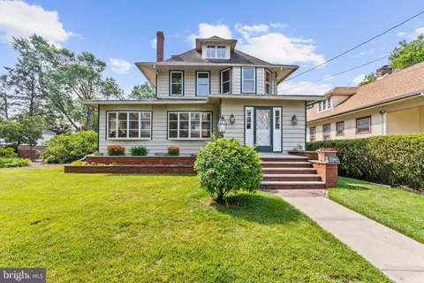 724 Eldridge Ave, Oaklyn, NJ 08107