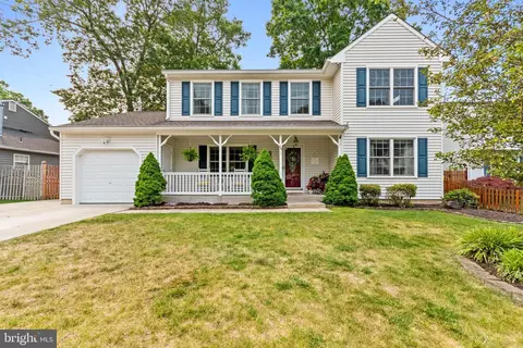 26 Brearly Dr, Sicklerville, NJ 08081
