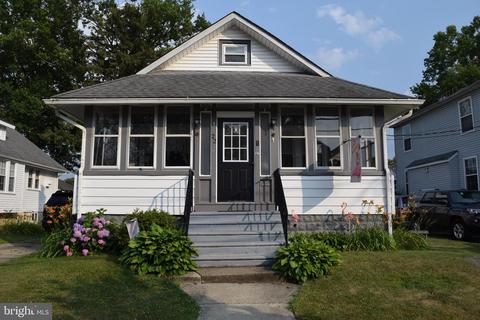 22 E Holly Ave, Oaklyn, NJ 08107