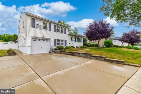 1421 Chestnut Ave, Gloucester City, NJ 08030
