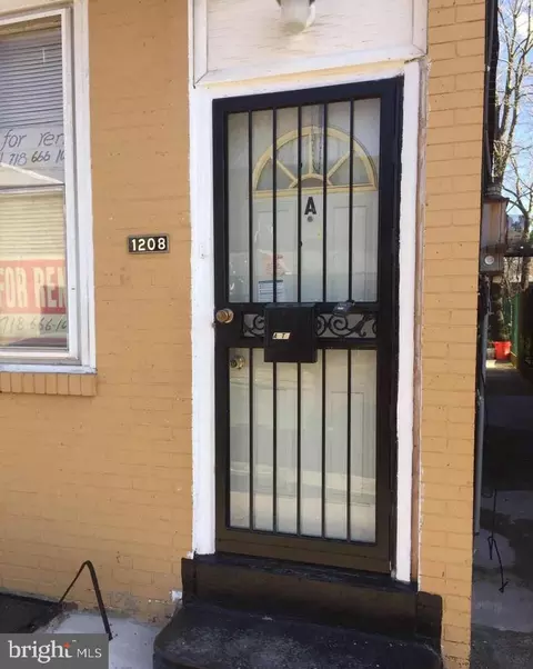 1208 Carl Miller Blvd, Camden, NJ 08104