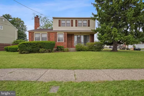 2603 Burning Tree Rd, Pennsauken, NJ 08109