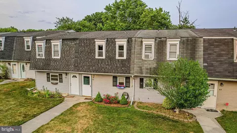 421 La Cascata, Clementon, NJ 08021