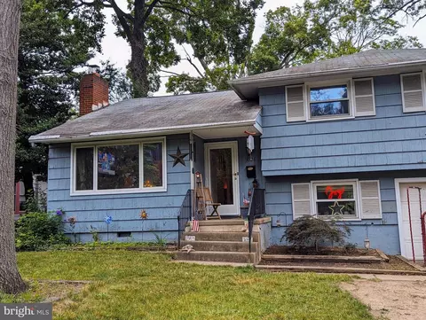 3126 Cove Rd, Merchantville, NJ 08109