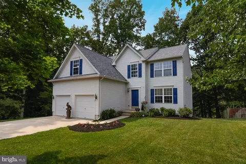 23 Spring Ridge Ct, Blackwood, NJ 08012