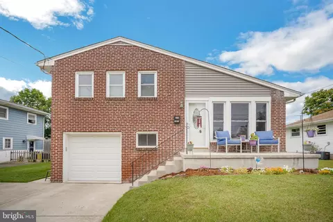 2627 Finlaw Ave, Pennsauken, NJ 08109