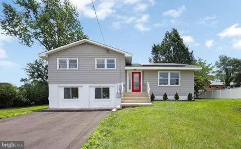 623 E Preston Ave, Somerdale, NJ 08083