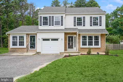 708 Forrest Dr, Atco, NJ 08004