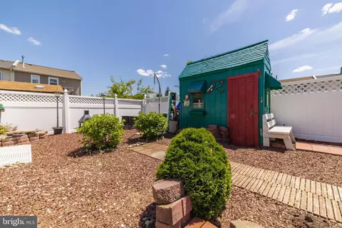 76 Colonial Square Pl, Lindenwold, NJ 08021 photo 13
