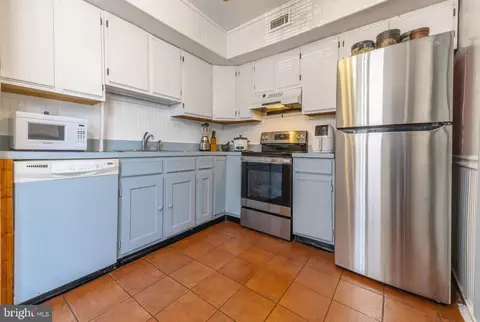 76 Colonial Square Pl, Lindenwold, NJ 08021 photo 6