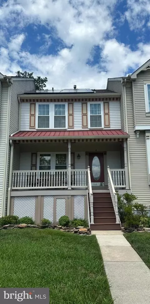 4 Wagon Wheel Dr, Sicklerville, NJ 08081