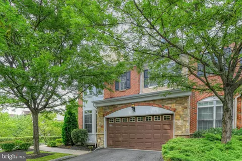 4107 Lexington Ct, Cherry Hill, NJ 08002