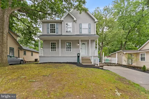 125 Pine Ave, Runnemede, NJ 08078