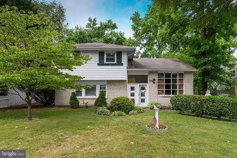 1911 Chapel Ave W, Cherry Hill, NJ 08002