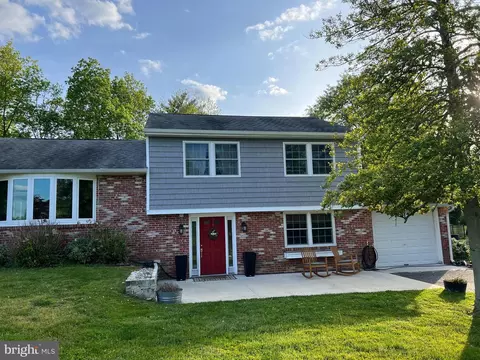 511 S Egg Harbor Rd, Hammonton, NJ 08037