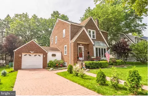 6718 Grant Ave, Pennsauken, NJ 08109