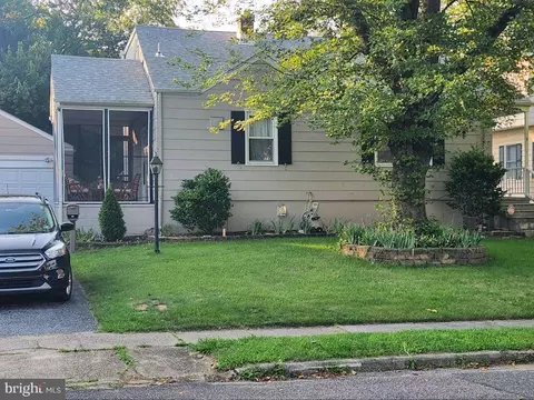 11 Gere Ter, Cherry Hill, NJ 08002