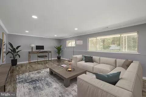 114 Wellington Ave, Stratford, NJ 08084