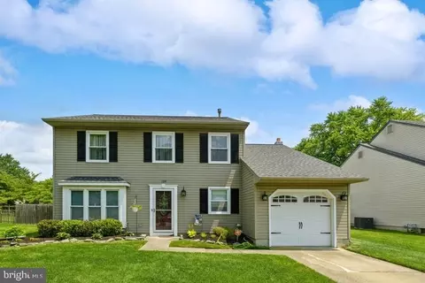 104 Apley Dr, Cherry Hill, NJ 08003