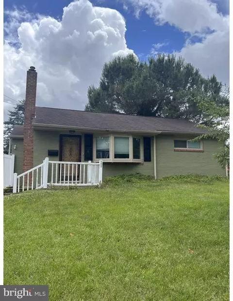 323 Mount Vernon Ave, Laurel Springs, NJ 08021
