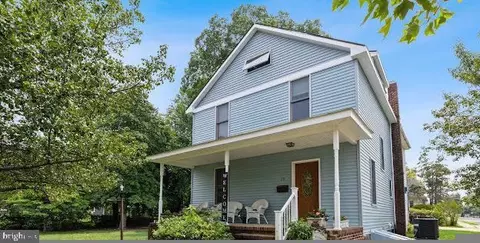 13 W Broad St, Berlin, NJ 08009