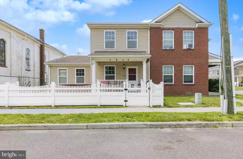 1813 Phillips St, Camden, NJ 08104