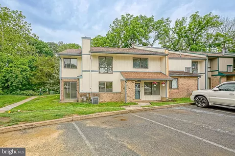 1009 Timber Crk, Lindenwold, NJ 08021