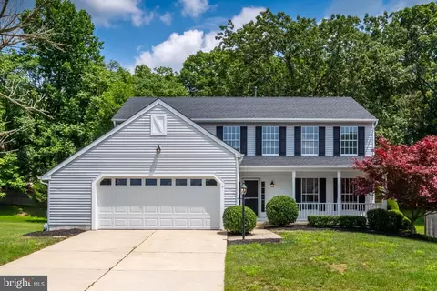 5 Heritage Hill Dr, Sicklerville, NJ 08081