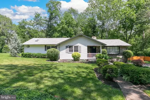 44 Crooked Ln, Cherry Hill, NJ 08034