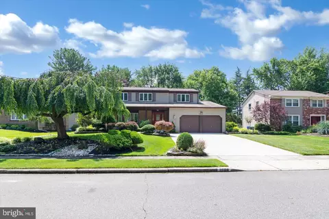2008 Queen Anne Rd, Cherry Hill, NJ 08003
