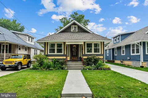73 Harding Ave, Oaklyn, NJ 08107