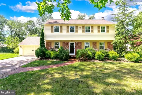 220 Southview Dr, Cherry Hill, NJ 08034