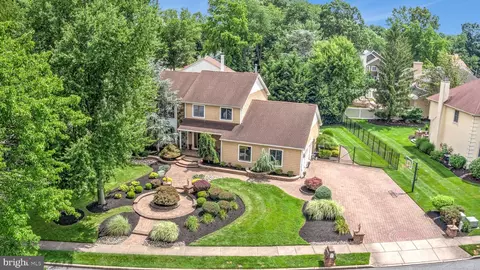 36 Callison Ln, Voorhees, NJ 08043