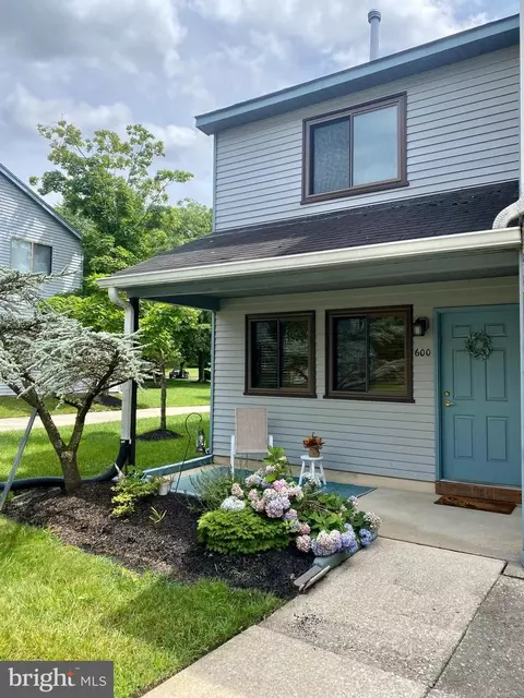 600 Barclay Walk, Cherry Hill, NJ 08034