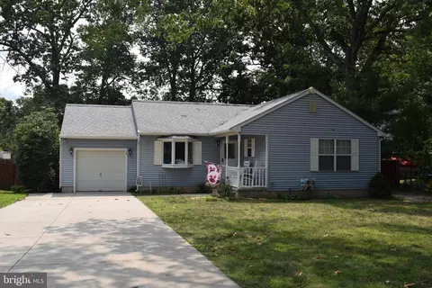 28 W 5th Ave, Pine Hill, NJ 08021