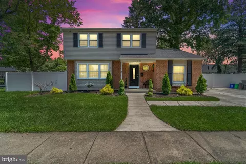244 Haines Ave, Barrington, NJ 08007